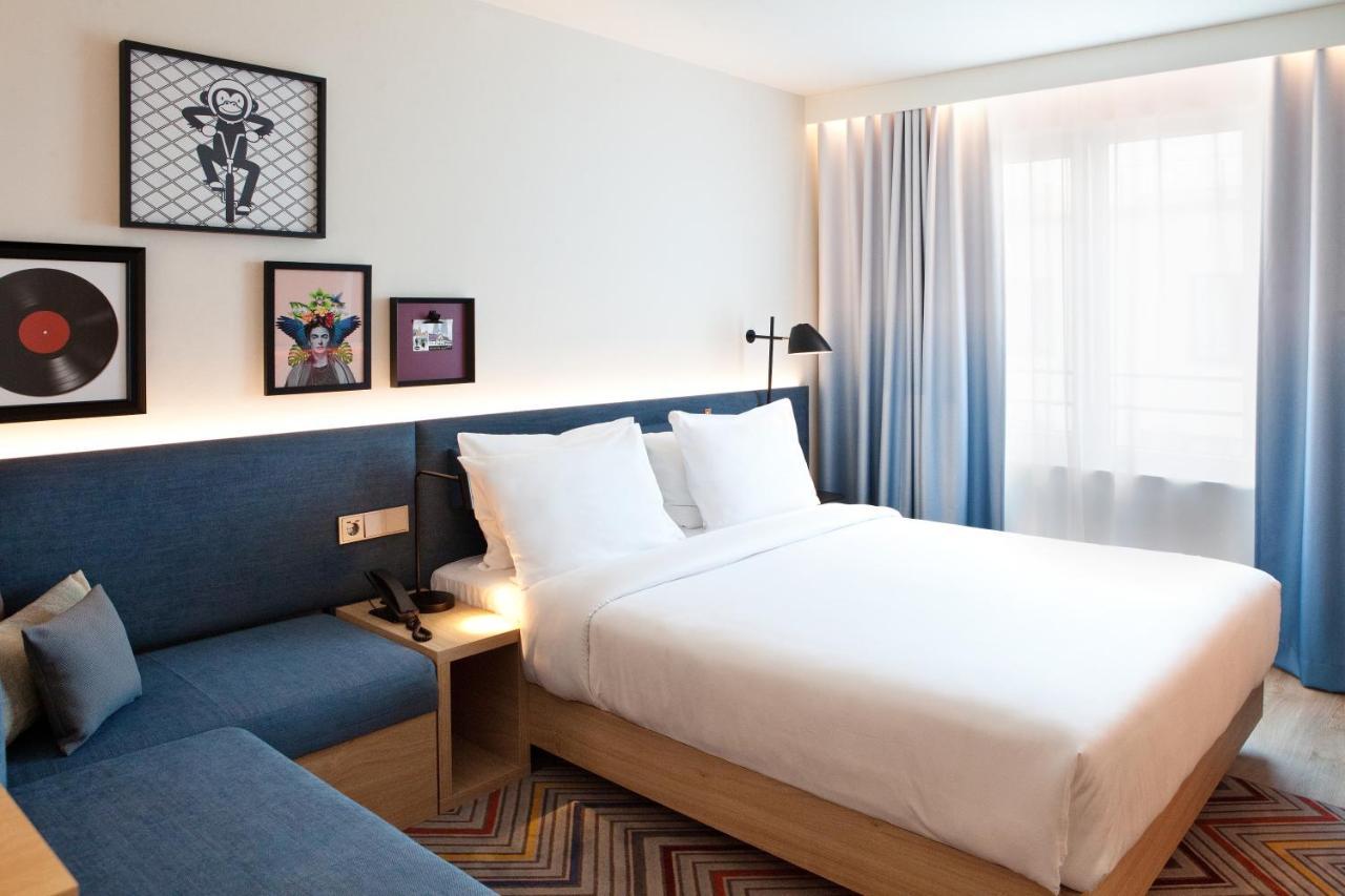 Hampton By Hilton Regensburg Hotel Bagian luar foto