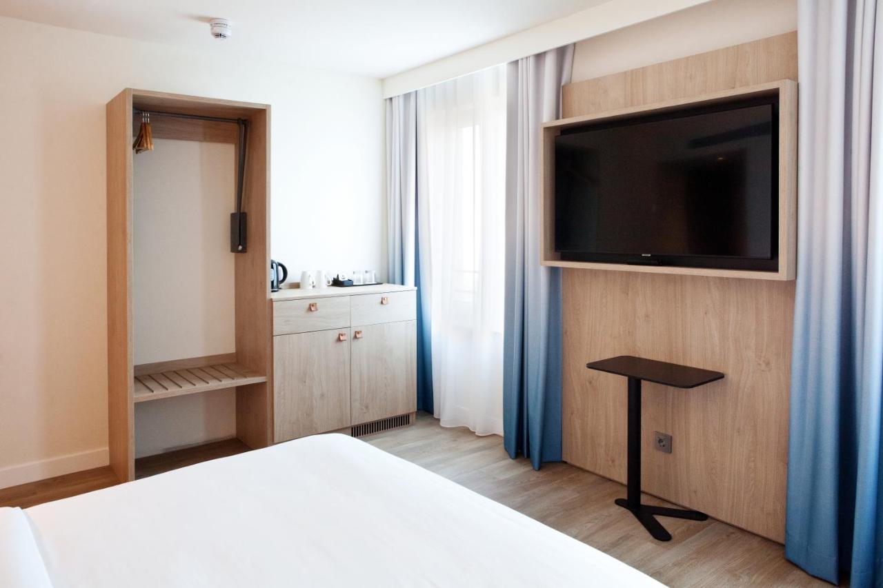 Hampton By Hilton Regensburg Hotel Bagian luar foto
