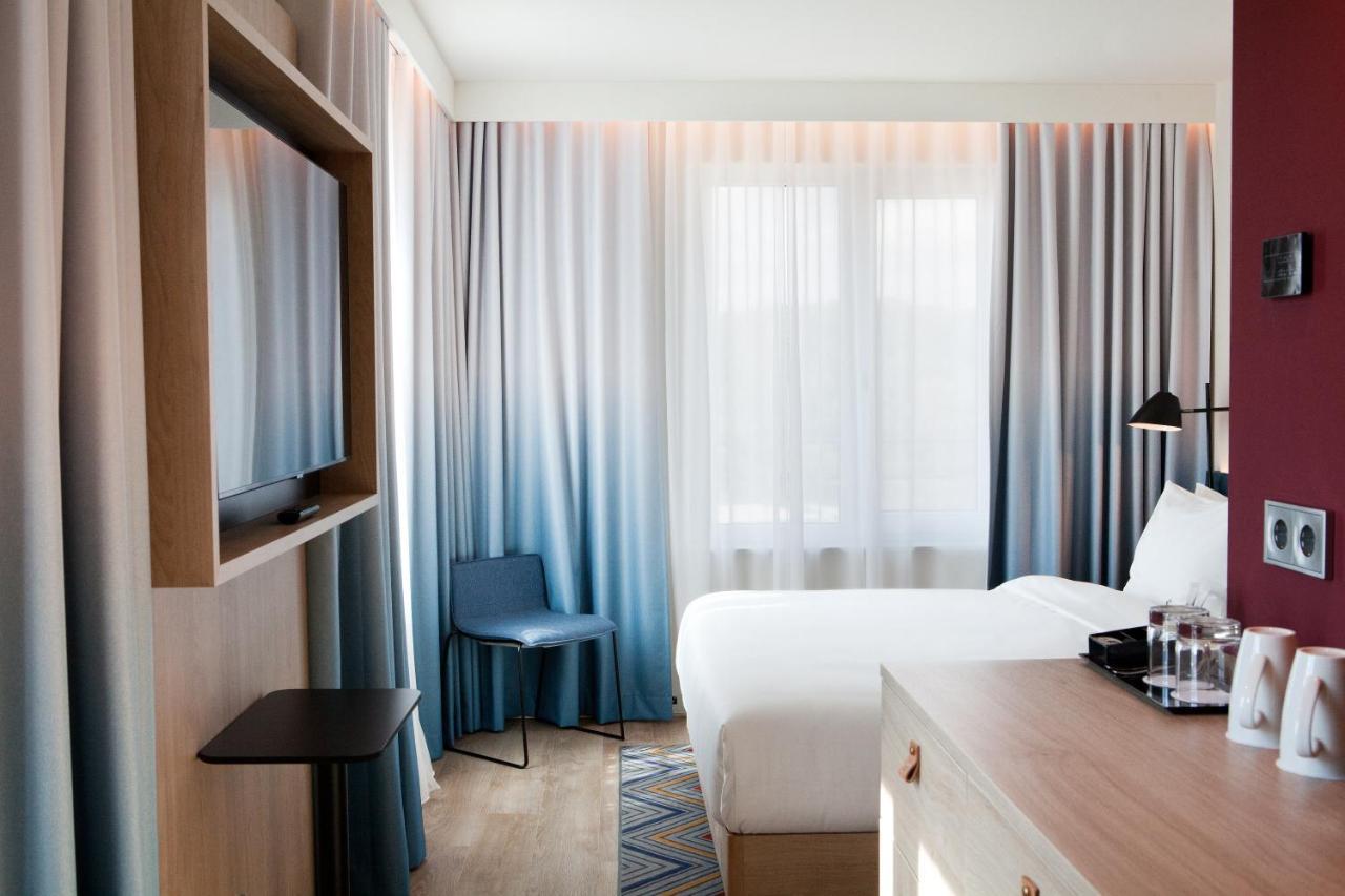 Hampton By Hilton Regensburg Hotel Bagian luar foto