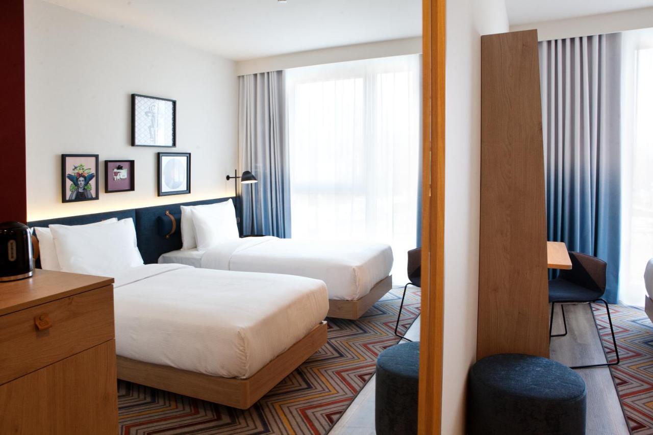 Hampton By Hilton Regensburg Hotel Bagian luar foto