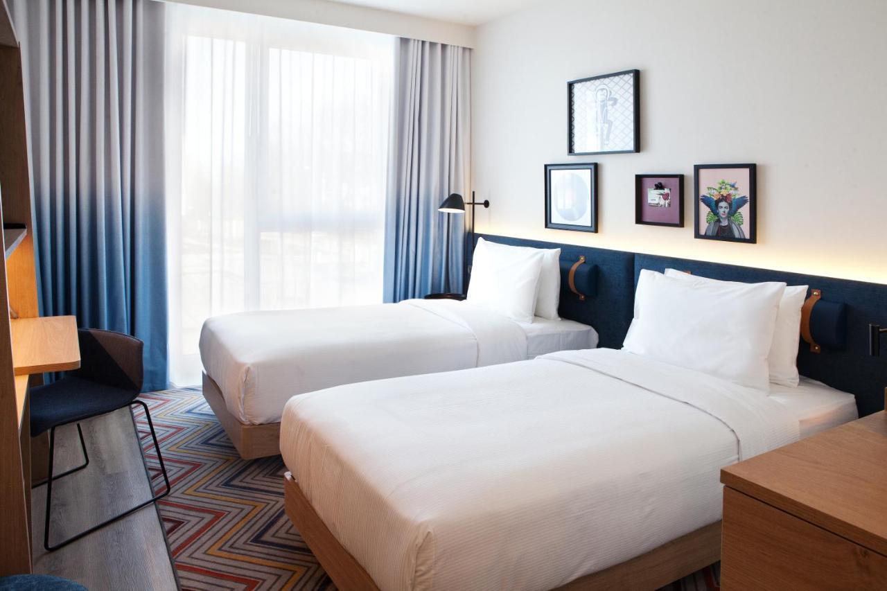 Hampton By Hilton Regensburg Hotel Bagian luar foto