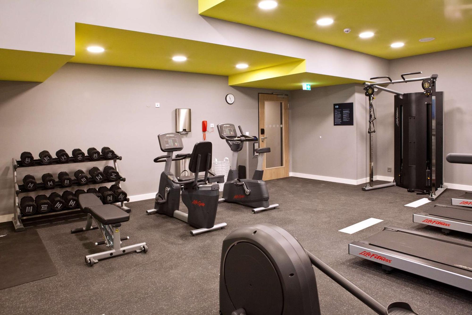 Hampton By Hilton Regensburg Hotel Bagian luar foto