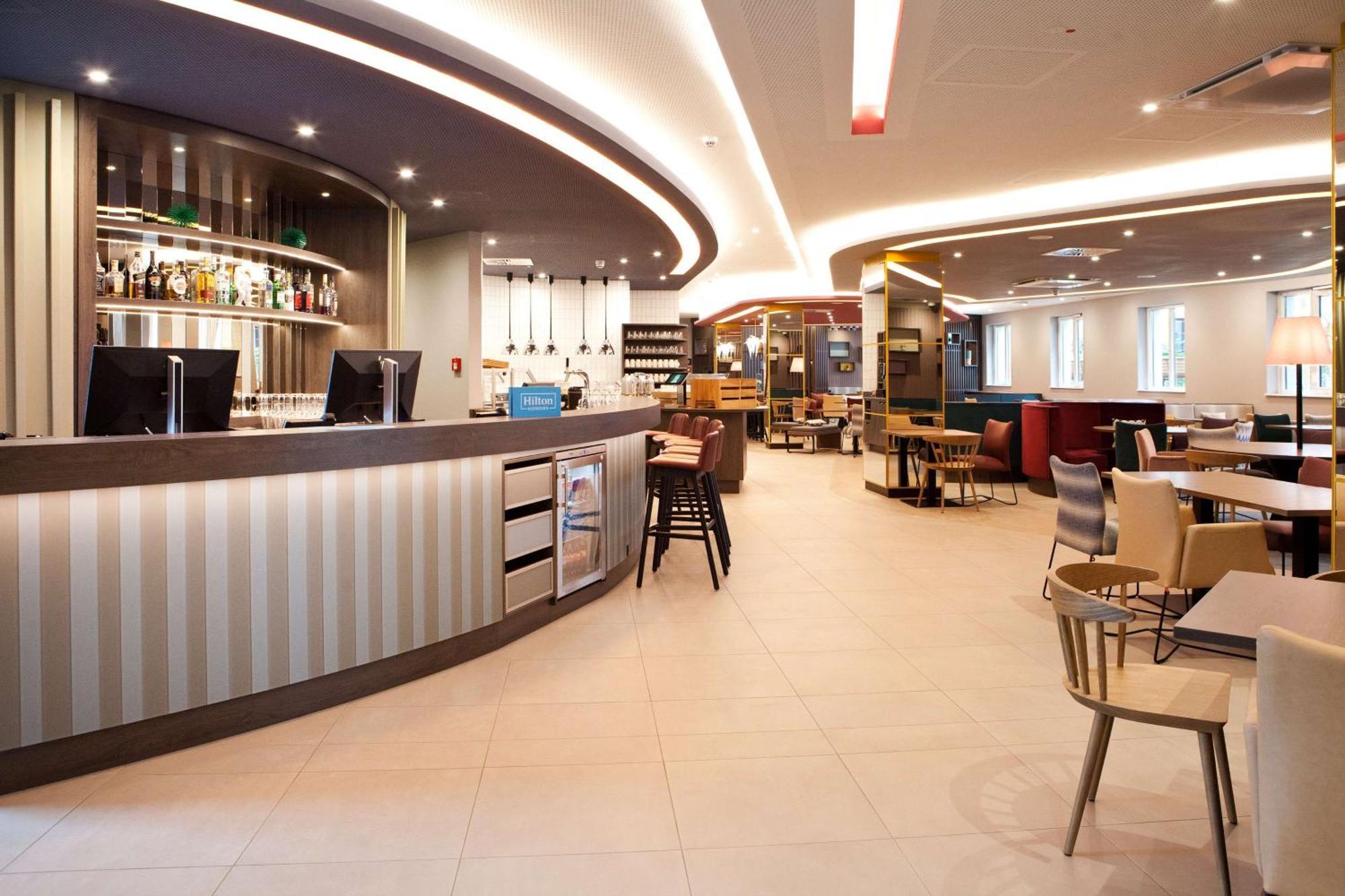 Hampton By Hilton Regensburg Hotel Bagian luar foto